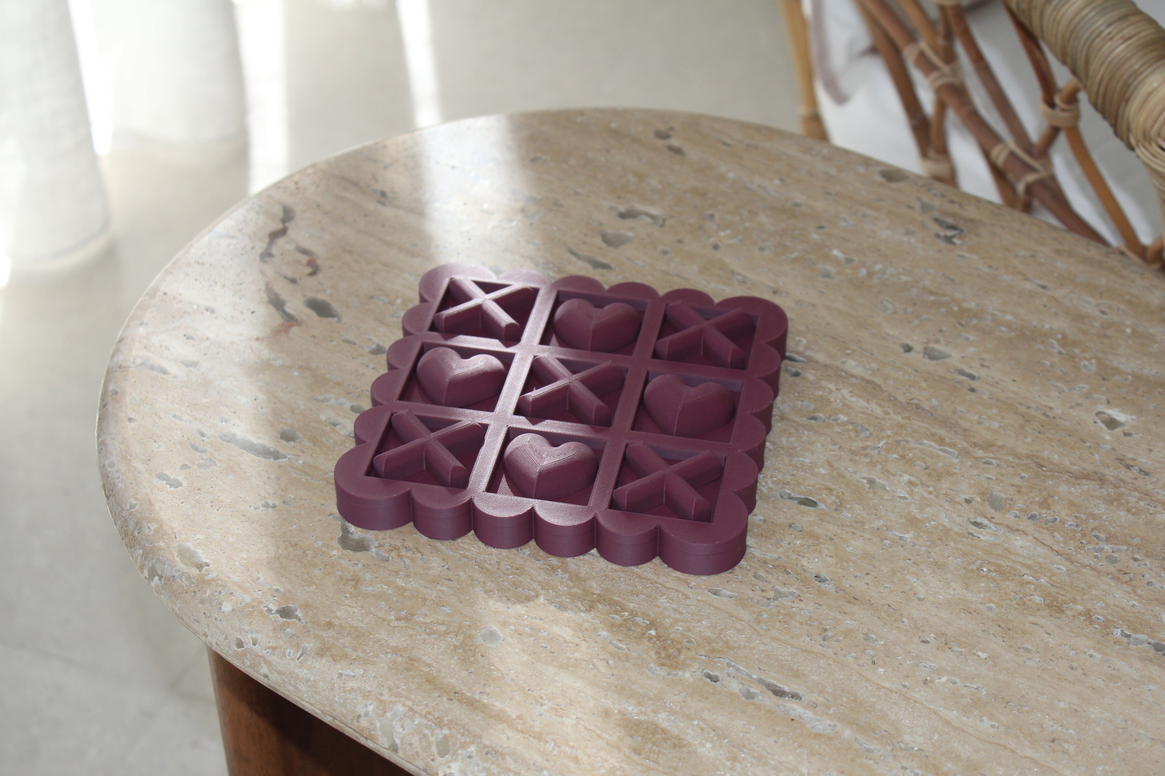 Scalloped Burgundy Noughts and Crosses