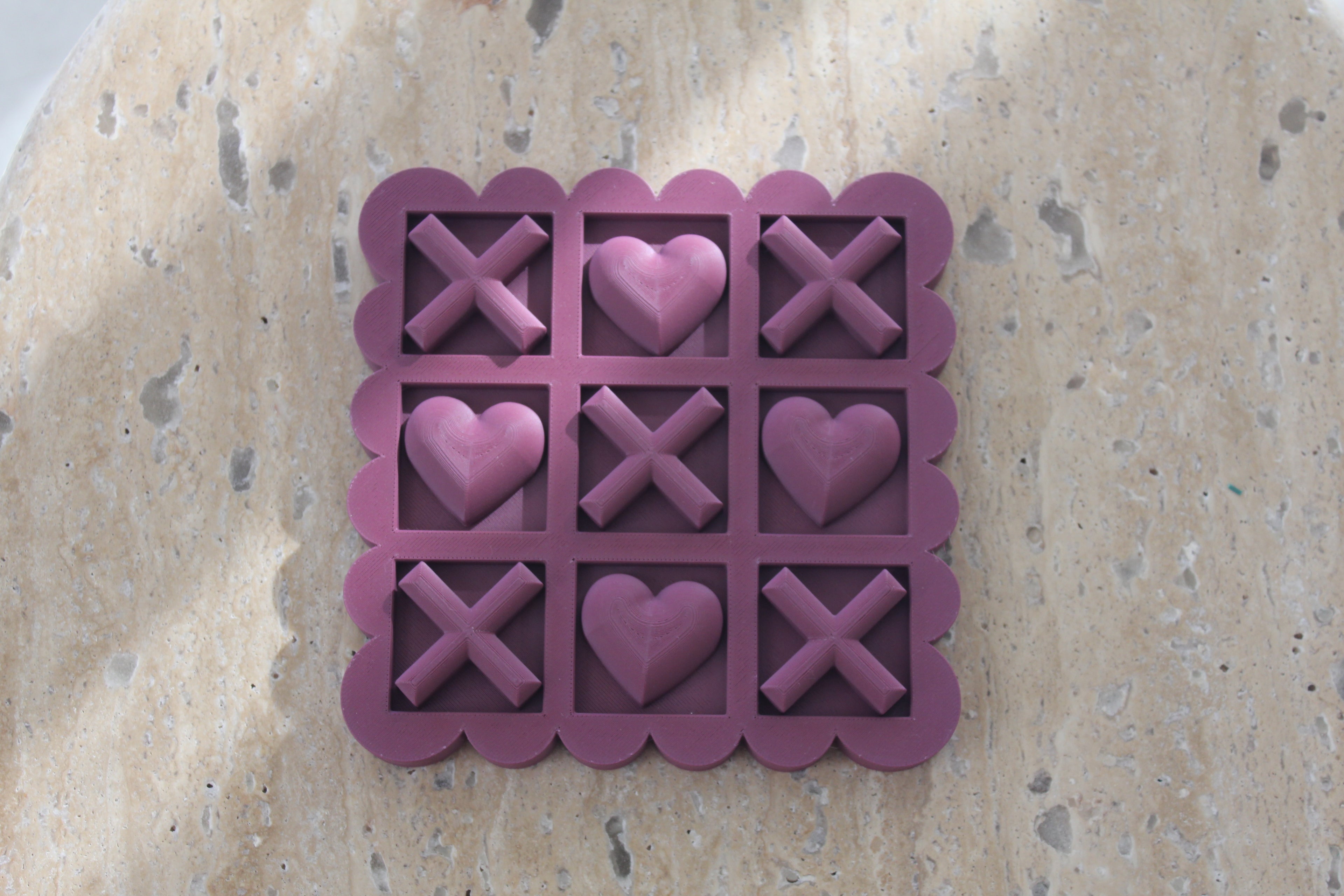 Scalloped Burgundy Noughts and Crosses