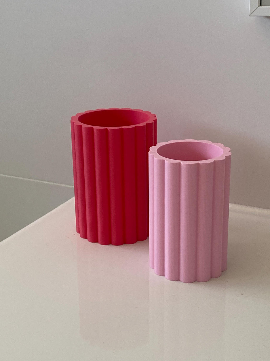 Scalloped Cup Holder