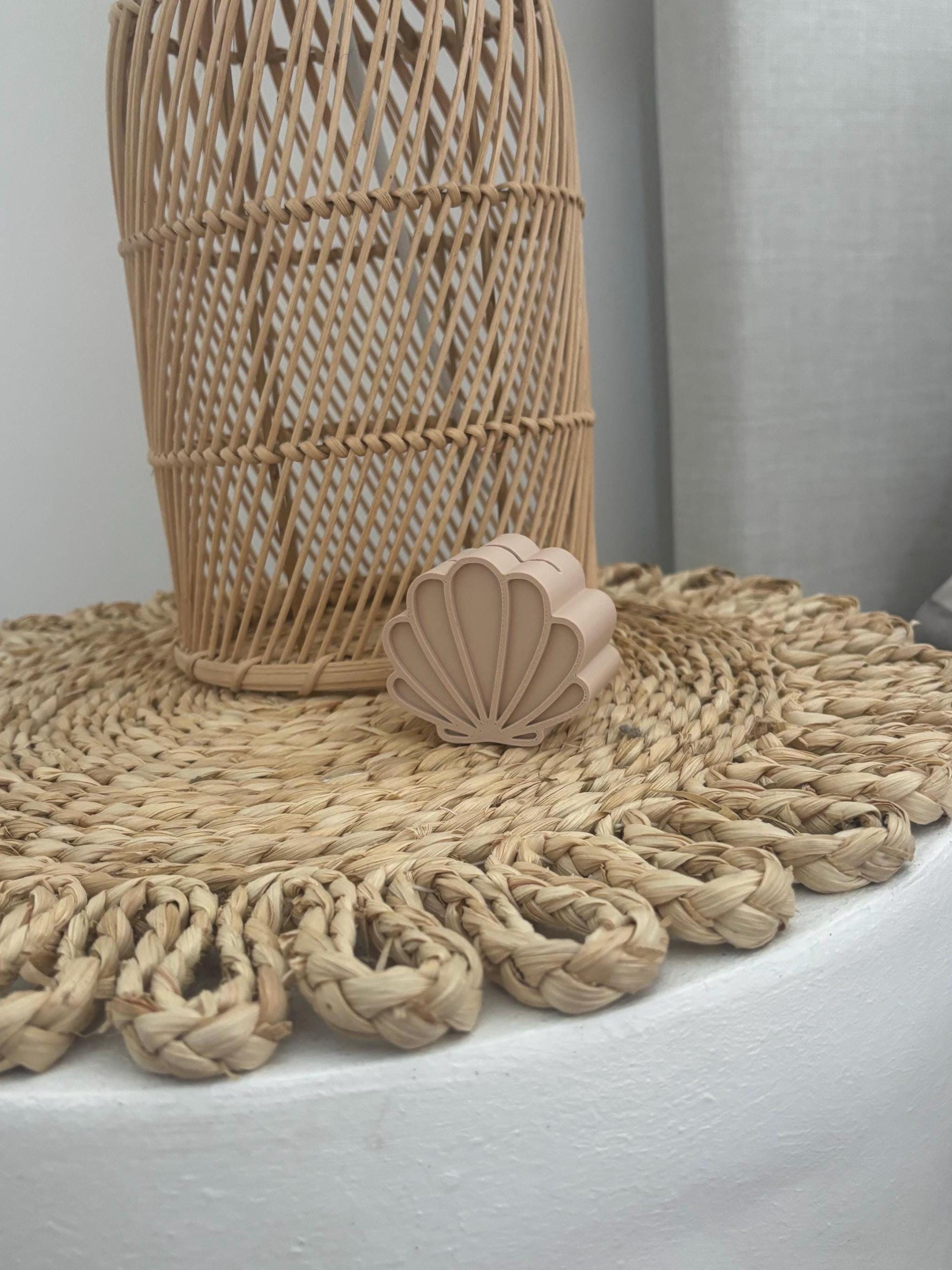 Seashell Photo Holder Stand