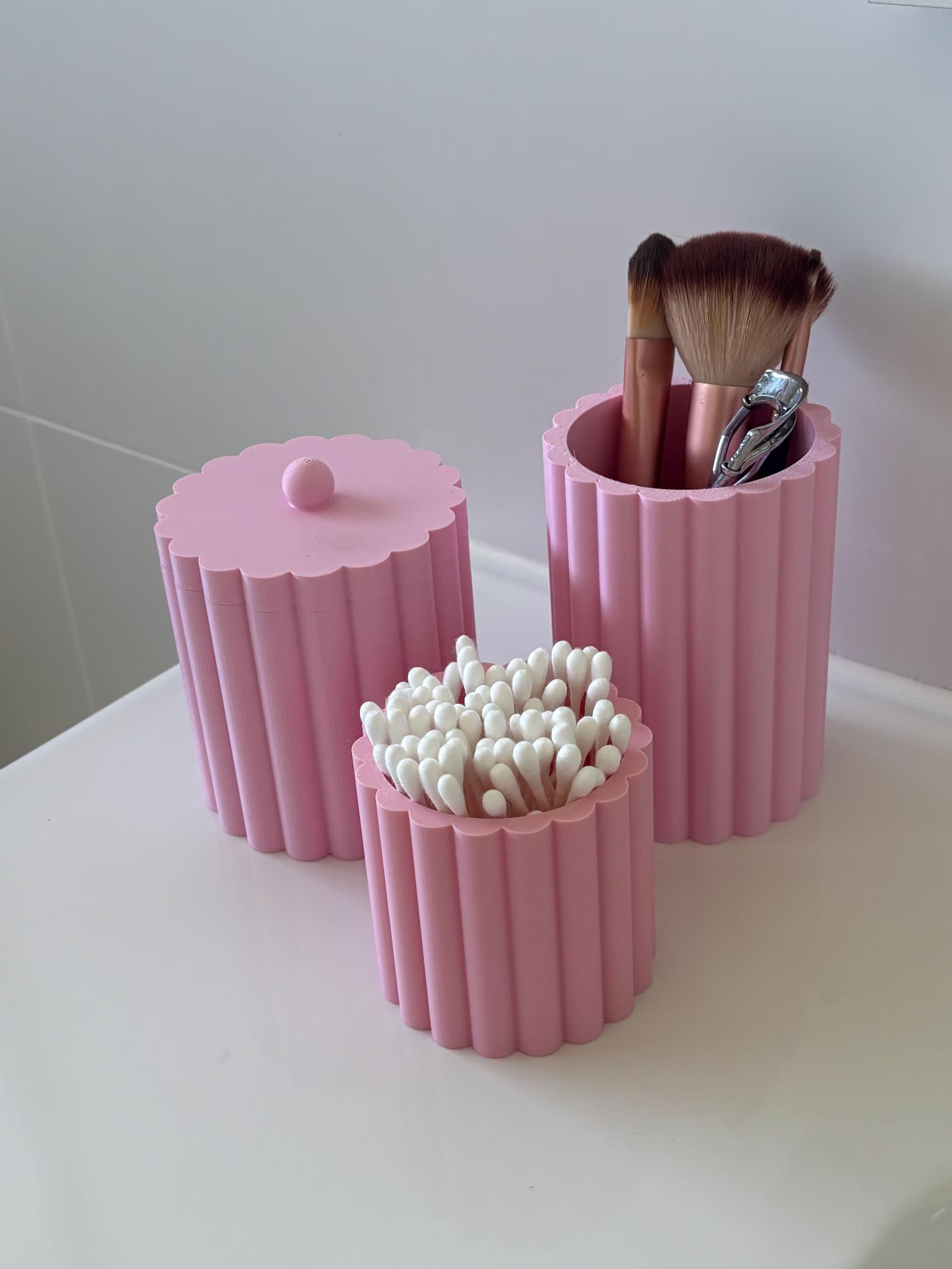 Set of 3 Scalloped Bathroom Organisers