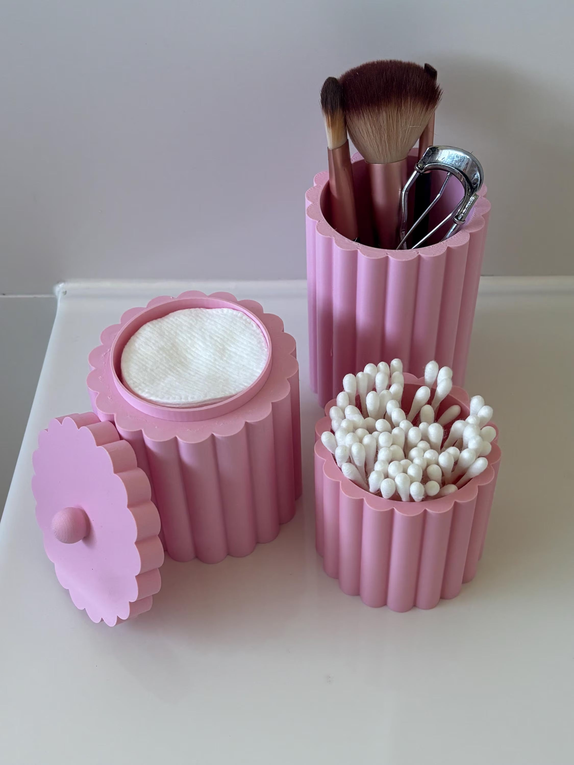Set of 3 Scalloped Bathroom Organisers