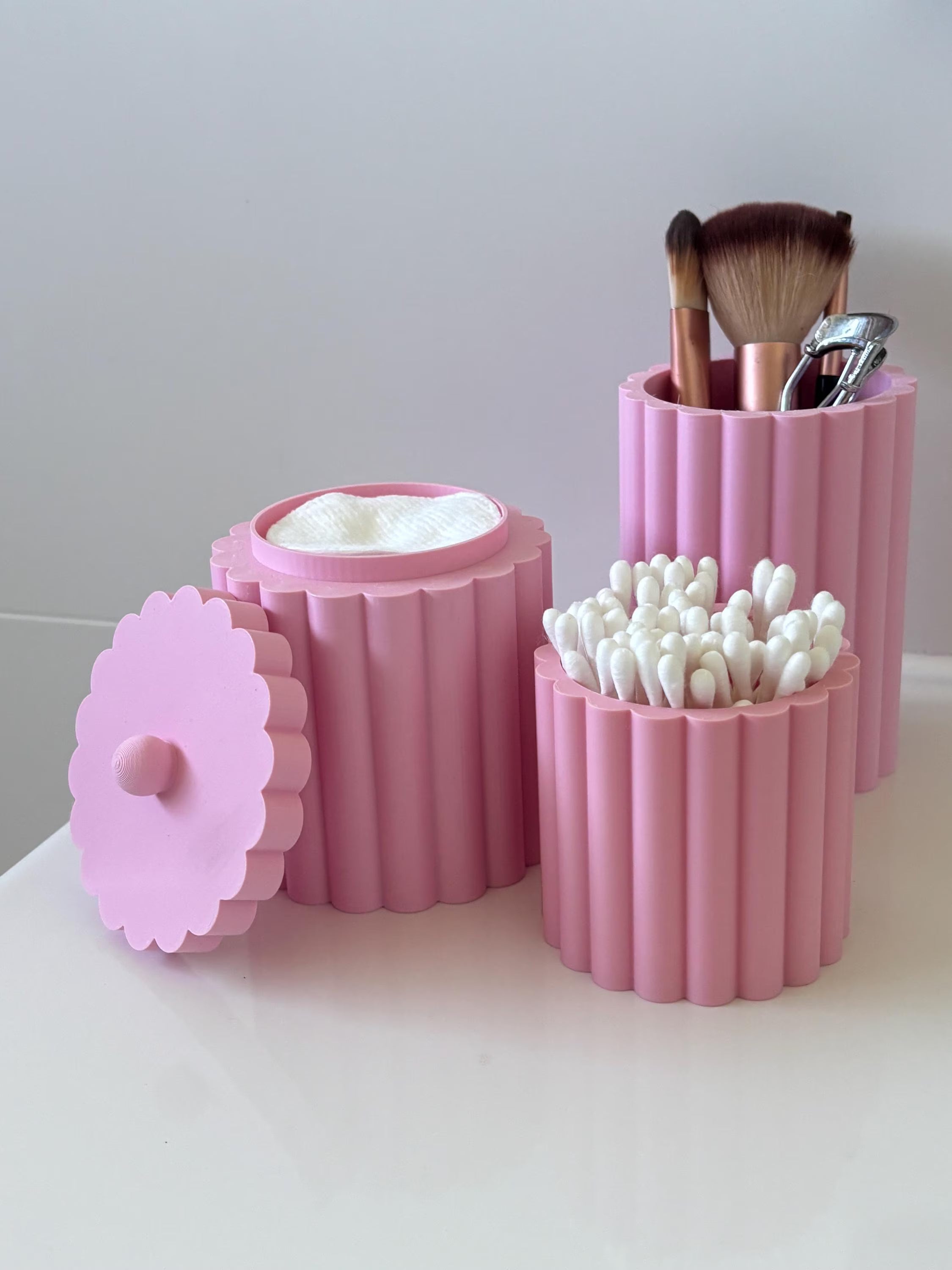 Set of 3 Scalloped Bathroom Organisers