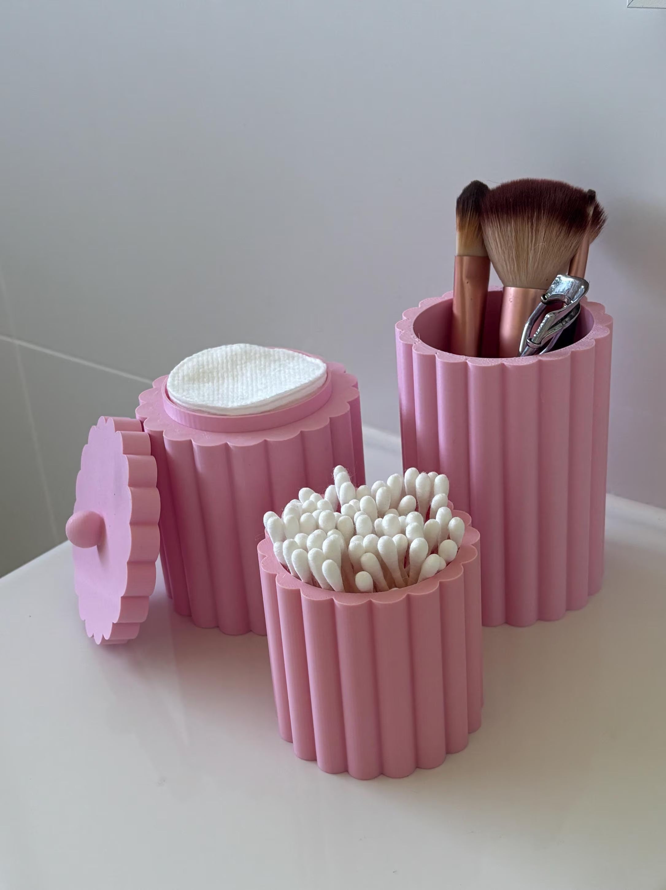 Set of 3 Scalloped Bathroom Organisers